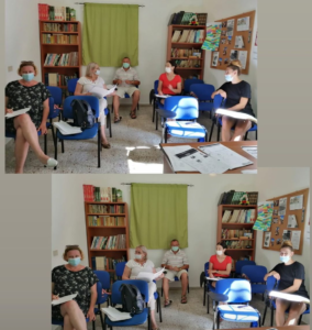 nauczyciele w sali szkoleniowej