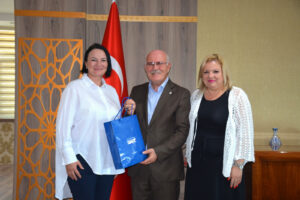 dr Anna Ziółkowska oraz dr Katarzyna Miłek w Uşak Üniversitesi (Turcja)