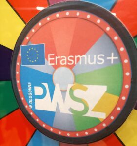 promocja programu Erasmus+ na Targach Uczelni Wyższych i Targach Pracy